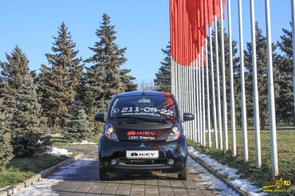 Темная лошадка. Тест-драйв электромобиля Mitsubishi i-Miev